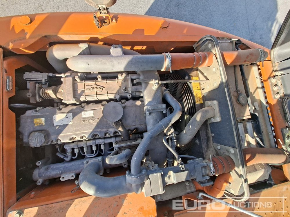 Ekskavator roda 2013 Doosan DX160W: gambar 8