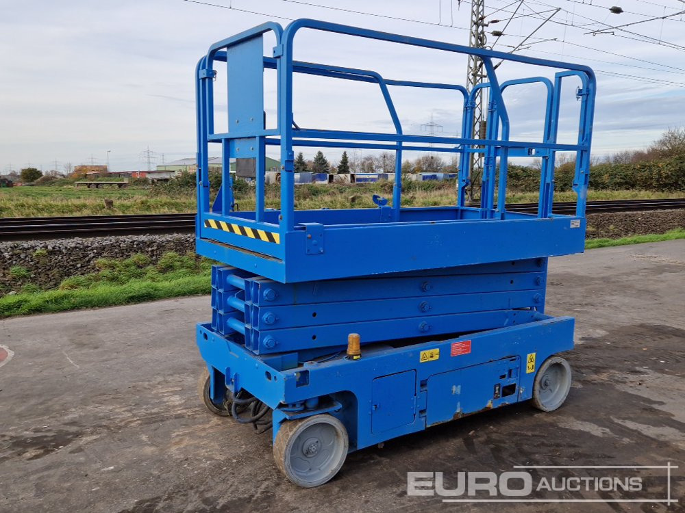 2013 Genie GS-2646 - Scissor lifts: gambar 1 2013 Genie GS-2646 - Scissor lifts: gambar 1