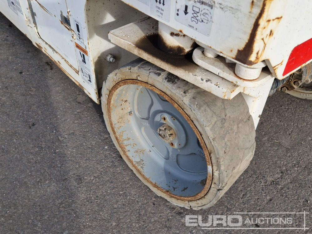 2013 Genie GS3232 - Platform pengangkat: gambar 5 2013 Genie GS3232 - Platform pengangkat: gambar 5