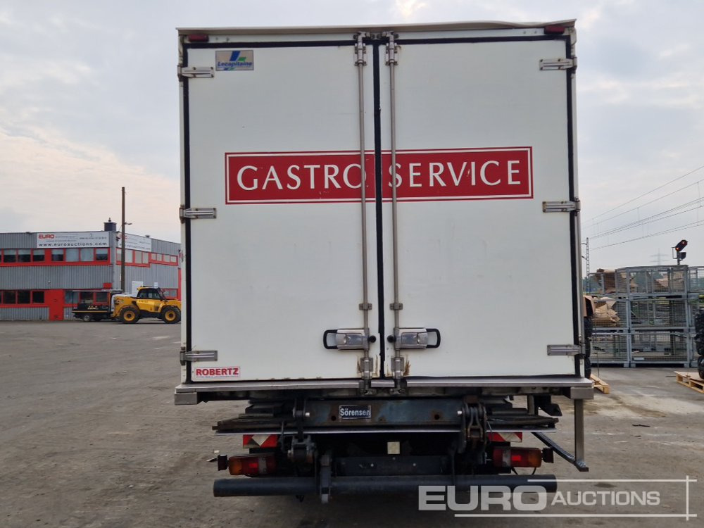 2014 Mercedes-Benz 816 Atego - Truk berpendingin: gambar 4 2014 Mercedes-Benz 816 Atego - Truk berpendingin: gambar 4