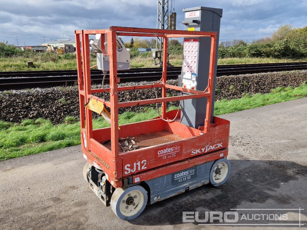 2014 SkyJack SJ12 - Platform pengangkat: gambar 1 2014 SkyJack SJ12 - Platform pengangkat: gambar 1