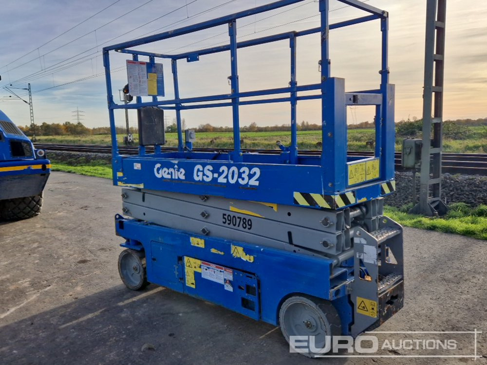 2015 Genie GS-2032 - Scissor lifts: gambar 3 2015 Genie GS-2032 - Scissor lifts: gambar 3