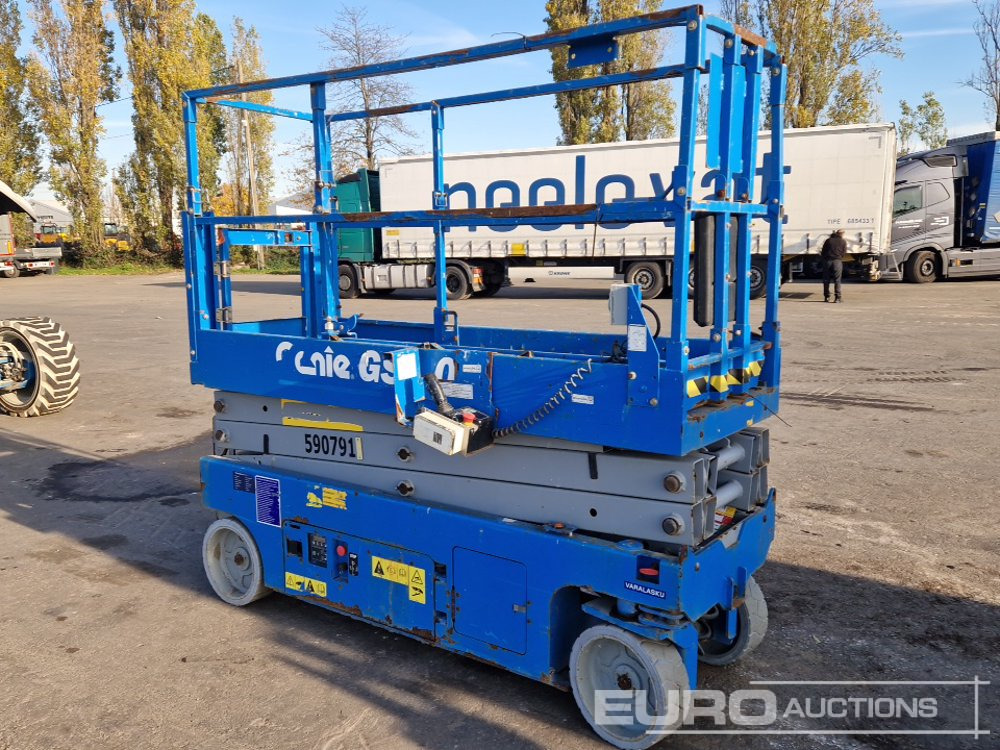 2015 Genie GS-2032 - Scissor lifts: gambar 4 2015 Genie GS-2032 - Scissor lifts: gambar 4