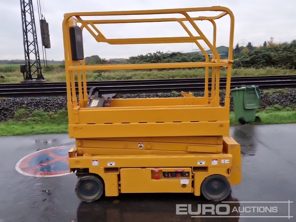 2015 Haulotte Optimum 8 - Scissor lifts: gambar 2 2015 Haulotte Optimum 8 - Scissor lifts: gambar 2