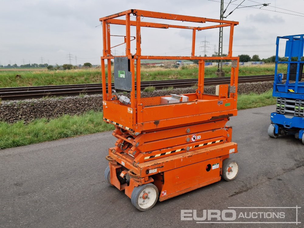 2016 SkyJack SJ111-3219 - Platform pengangkat: gambar 1 2016 SkyJack SJ111-3219 - Platform pengangkat: gambar 1