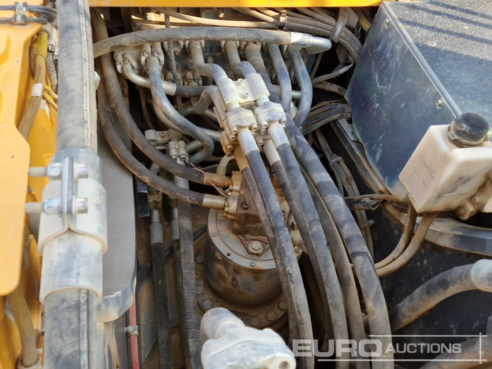 Ekskavator perayap 2017 Liebherr R946: gambar 29