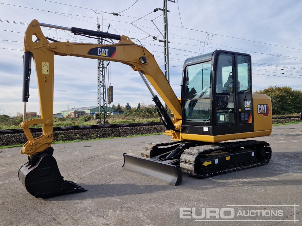 2018 CAT 305.5 E2 - Ekskavator mini: gambar 1 2018 CAT 305.5 E2 - Ekskavator mini: gambar 1
