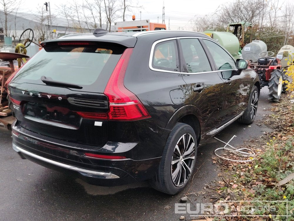 2020 Volvo XC60 T6 AWD Recharge Hybrid Automatic, Leather Seats, Reverse Camera, A/C, Electric Summer Roof (Water Damaged Engine) - Mobil: gambar 3 2020 Volvo XC60 T6 AWD Recharge Hybrid Automatic, Leather Seats, Reverse Camera, A/C, Electric Summer Roof (Water Damaged Engine) - Mobil: gambar 3