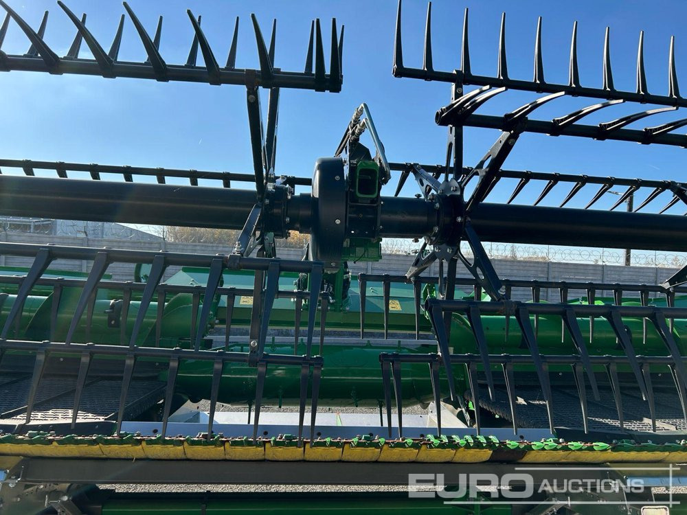 2022 John Deere HD45X - Pemanen gabungan: gambar 4 2022 John Deere HD45X - Pemanen gabungan: gambar 4