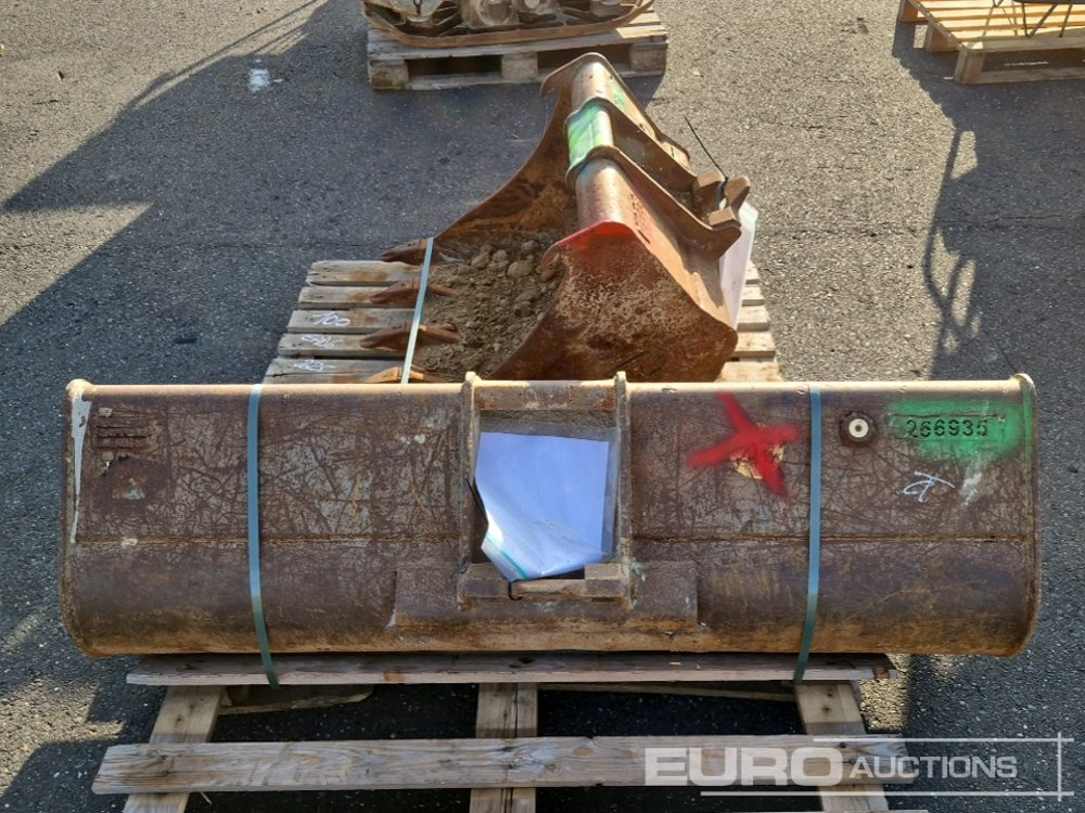 60" Ditching, 32" Digging Buckets, ARDEN to suit 3-5 Ton Excavator (2 of) - Ember: gambar 5 60" Ditching, 32" Digging Buckets, ARDEN to suit 3-5 Ton Excavator (2 of) - Ember: gambar 5