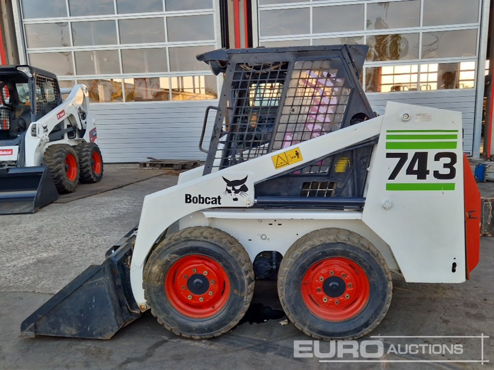 Bobcat 743 - Skid steer: gambar 1 Bobcat 743 - Skid steer: gambar 1