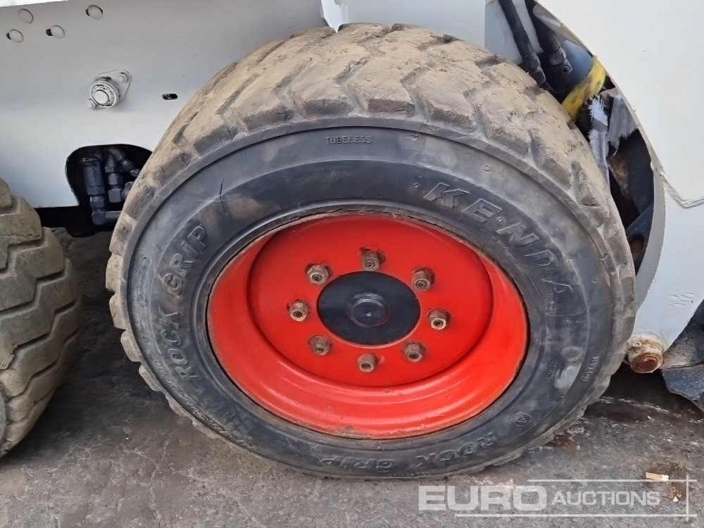 Bobcat 743 - Skid steer: gambar 2 Bobcat 743 - Skid steer: gambar 2