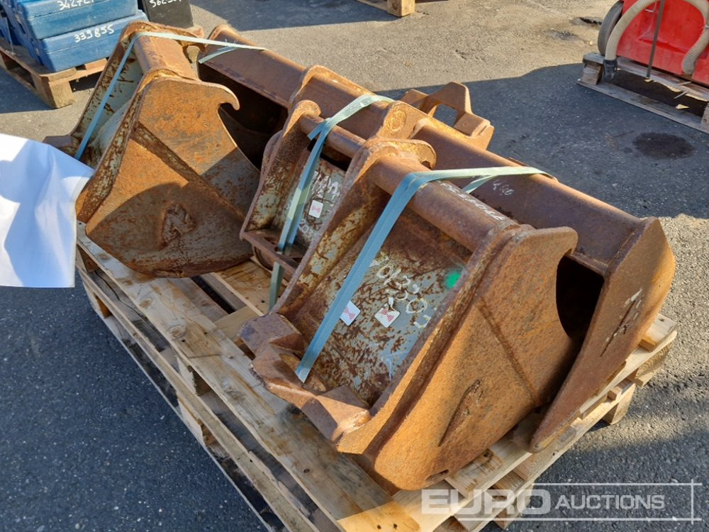Bucket Set, ARDEN to suit 2-5 Ton Excavator (4 of) - Ember: gambar 1 Bucket Set, ARDEN to suit 2-5 Ton Excavator (4 of) - Ember: gambar 1
