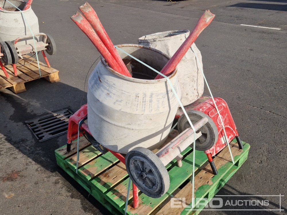 Cement Mixers (2 of) - Pengaduk semen: gambar 2 Cement Mixers (2 of) - Pengaduk semen: gambar 2