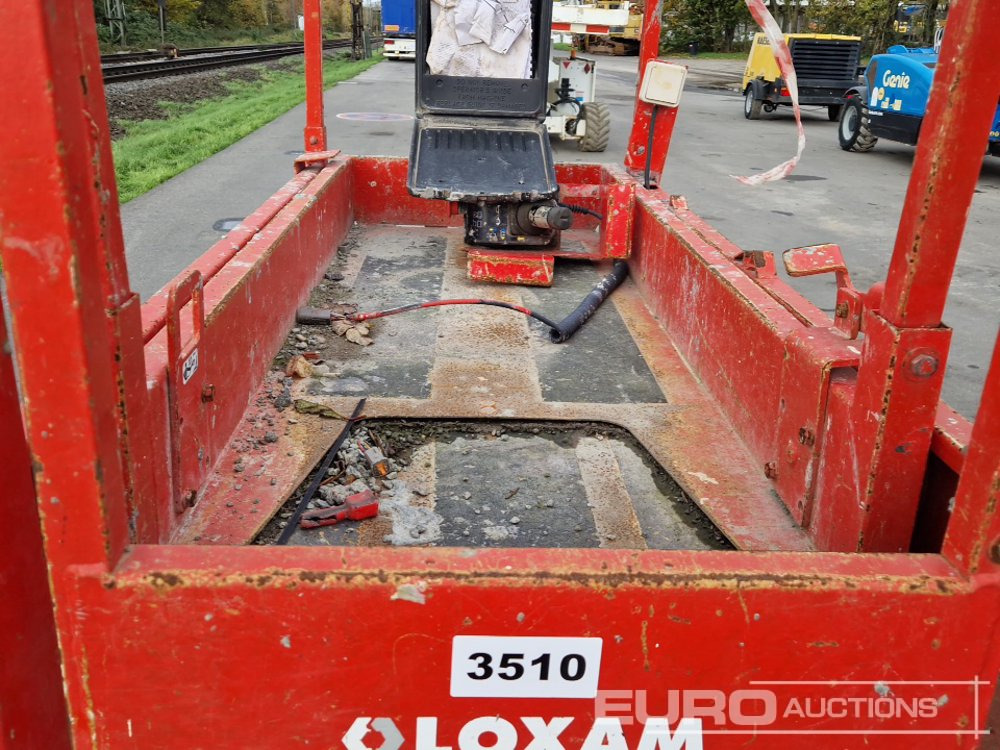 Platform pengangkat Genie Electric Scissor Lift: gambar 10