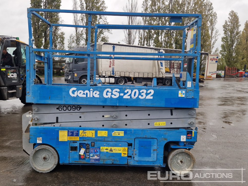 Genie GS-2032 - Platform pengangkat: gambar 5 Genie GS-2032 - Platform pengangkat: gambar 5