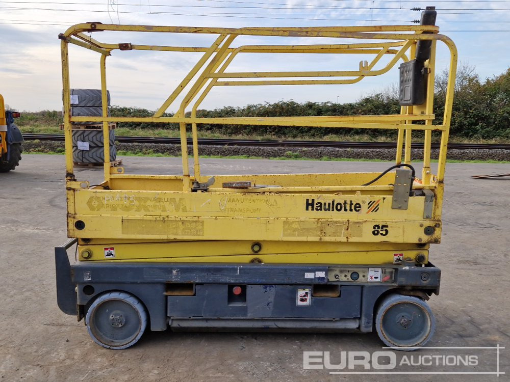Haulotte Compact 8 - Scissor lifts: gambar 2 Haulotte Compact 8 - Scissor lifts: gambar 2