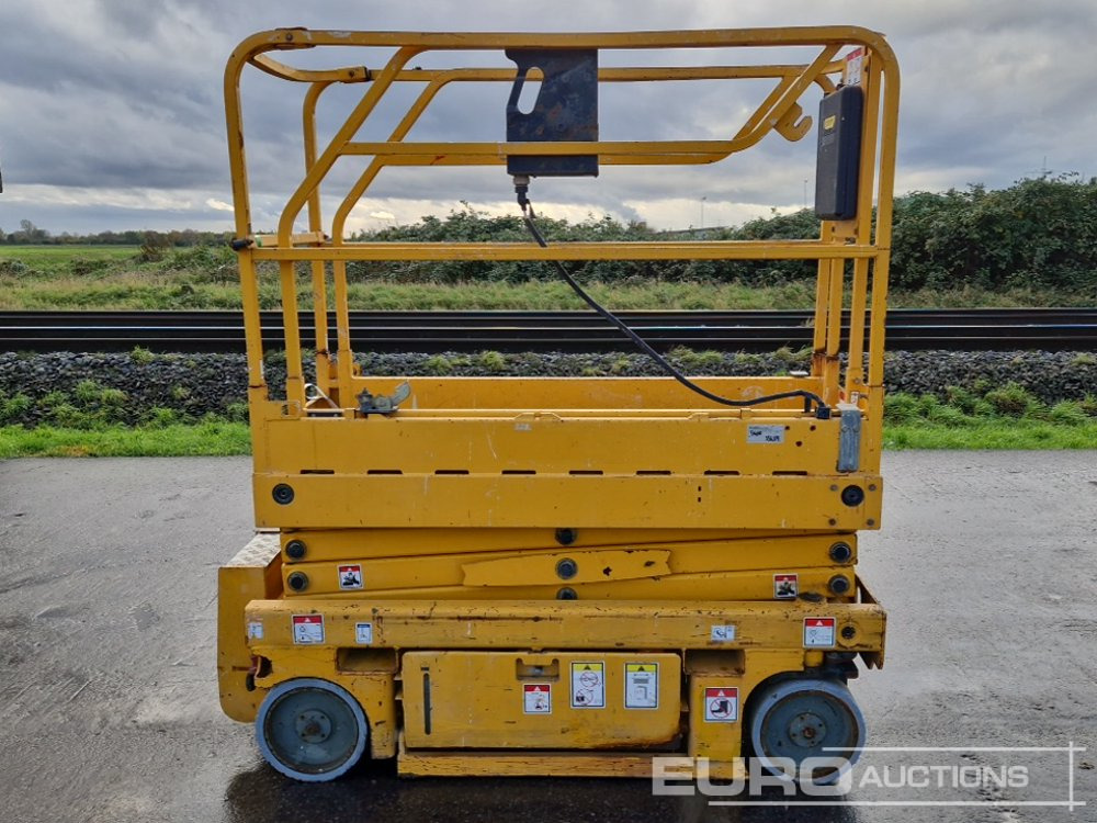Haulotte Optimum 8 - Scissor lifts: gambar 2 Haulotte Optimum 8 - Scissor lifts: gambar 2