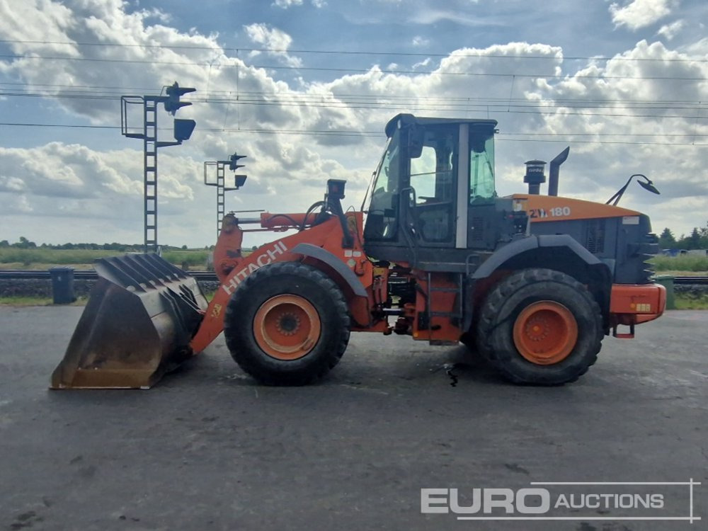 Hitachi ZW180 - Wheel loader: gambar 2 Hitachi ZW180 - Wheel loader: gambar 2