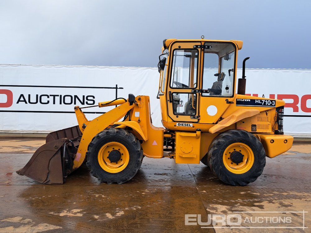 Hyundai HL710-3 - Wheel loader: gambar 2 Hyundai HL710-3 - Wheel loader: gambar 2