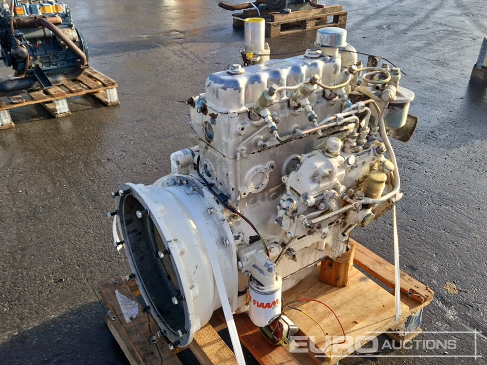 Isuzu 3 Cylinder Diesel Engine - Mesin: gambar 2 Isuzu 3 Cylinder Diesel Engine - Mesin: gambar 2