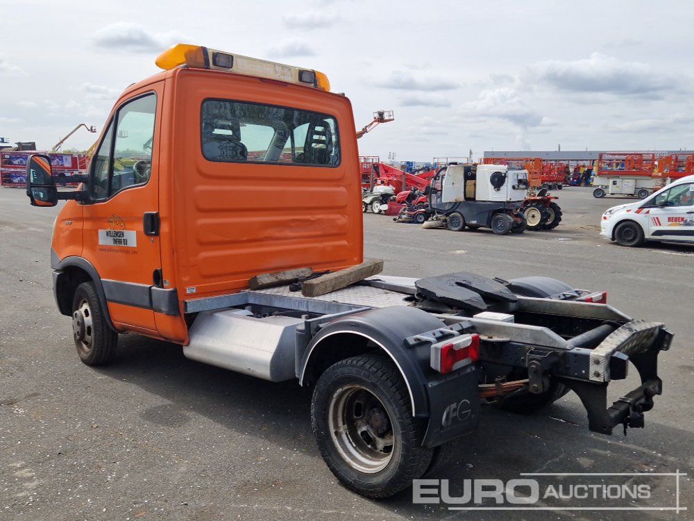Iveco 35C17 - Tractor head mini: gambar 3 Iveco 35C17 - Tractor head mini: gambar 3