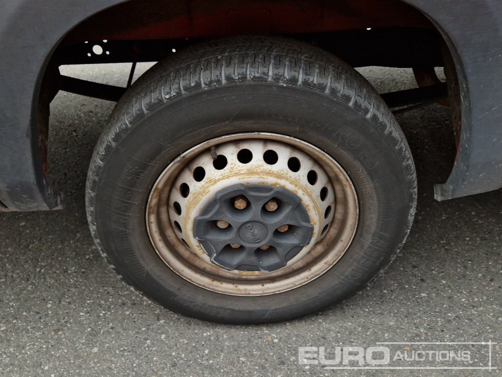 Van panel Iveco Daily 35-120: gambar 12