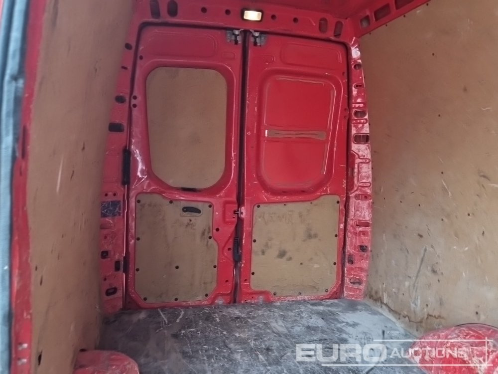Van panel Iveco Daily 35-120: gambar 20