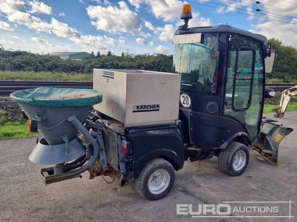 Kärcher Utility Vehicle with Snow Blade, Spreader - Truk bajak salju: gambar 4 Kärcher Utility Vehicle with Snow Blade, Spreader - Truk bajak salju: gambar 4