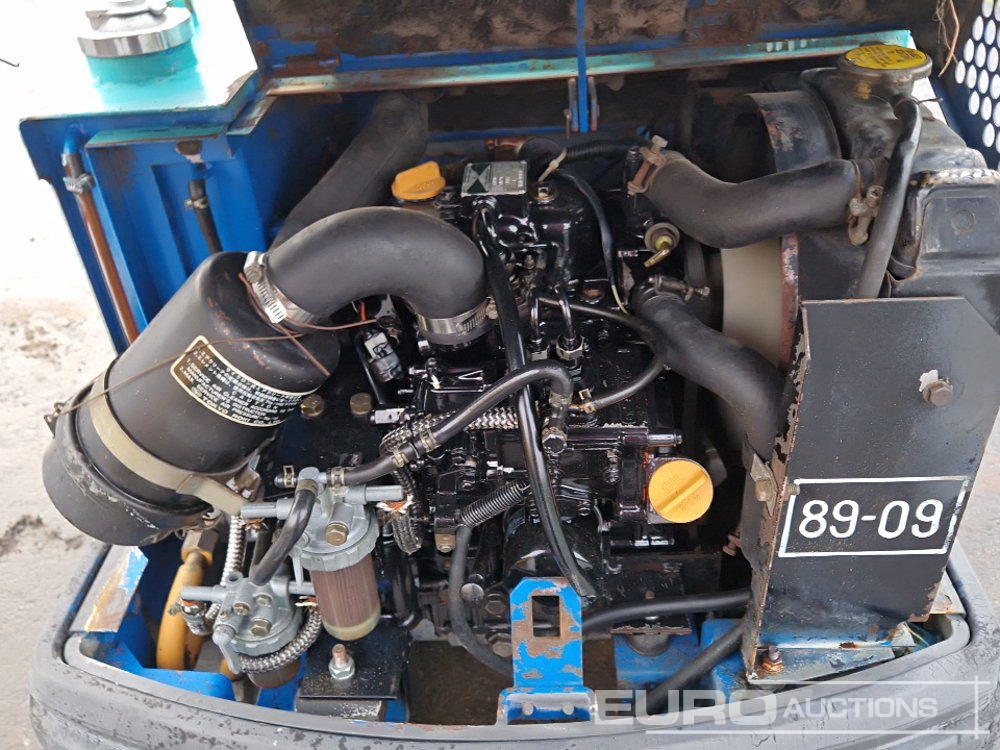 Ekskavator mini Kobelco SK007: gambar 12