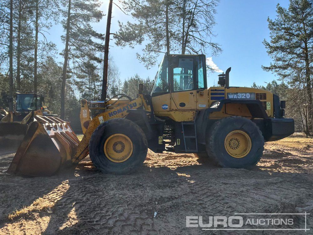 Komatsu WA320-5 - Wheel loader: gambar 2 Komatsu WA320-5 - Wheel loader: gambar 2