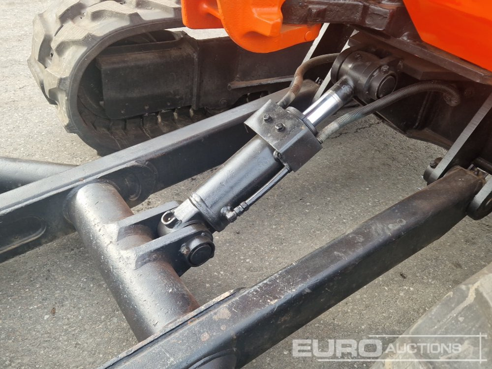 Ekskavator mini Kubota U55-4: gambar 29