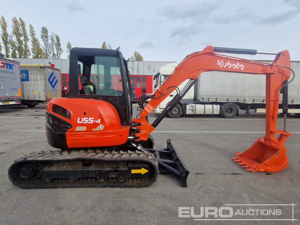 Ekskavator mini Kubota U55-4: gambar 6