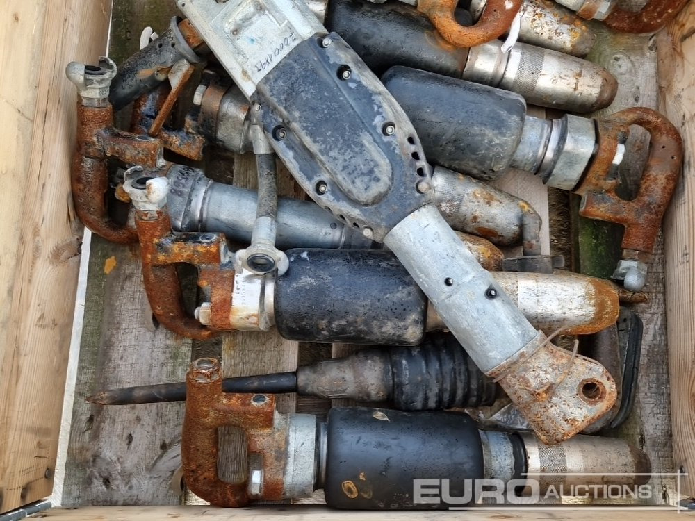 MAC3 P13 + BB20 Pneumatic Breaker (17 of) - Mesin aspal: gambar 3 MAC3 P13 + BB20 Pneumatic Breaker (17 of) - Mesin aspal: gambar 3