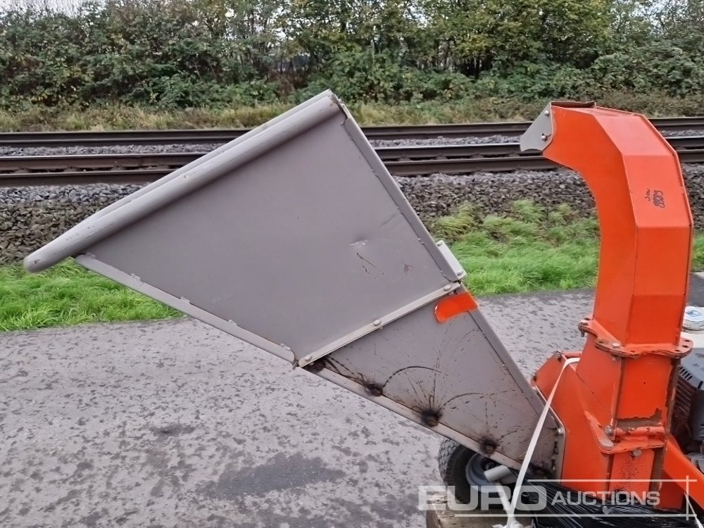 Pemotong kayu Mobile Garden Wood Chipper: gambar 7 Pemotong kayu Mobile Garden Wood Chipper: gambar 7