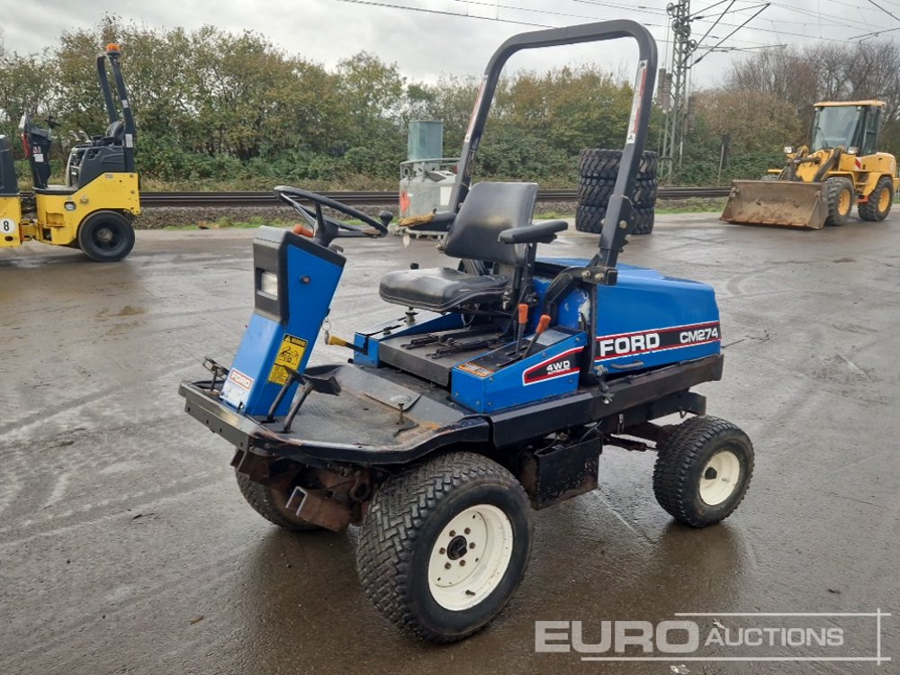 New Holland TM274 4WD Ride on Lawnmower, Roll Bar (No Cutting Deck) - Mesin pemotong rumput: gambar 1 New Holland TM274 4WD Ride on Lawnmower, Roll Bar (No Cutting Deck) - Mesin pemotong rumput: gambar 1