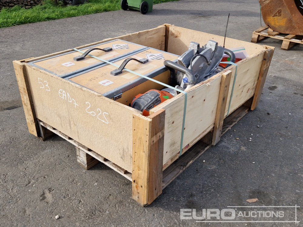 Pallet of Husqvarna Quick Cut Saws, Battery Power Kit - Mesin aspal: gambar 3 Pallet of Husqvarna Quick Cut Saws, Battery Power Kit - Mesin aspal: gambar 3