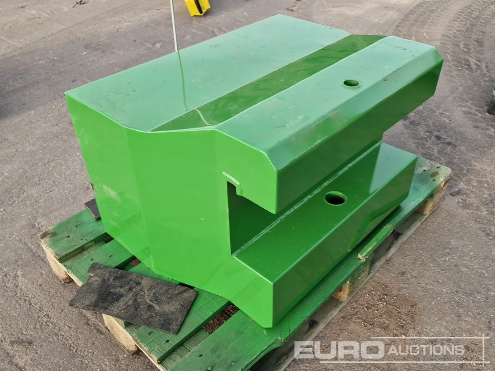 Unused 2025 John Deere 600kg Front Weights to suit John Deere Tractors, Metal Case with Towing Eye (Green) - Peralatan pertanian: gambar 4 Unused 2025 John Deere 600kg Front Weights to suit John Deere Tractors, Metal Case with Towing Eye (Green) - Peralatan pertanian: gambar 4