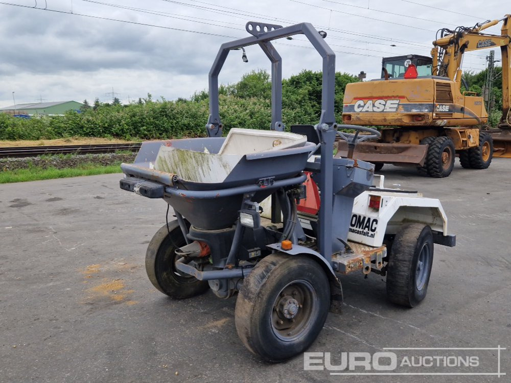 Ride on Spreader - Penyebar pupuk: gambar 1 Ride on Spreader - Penyebar pupuk: gambar 1