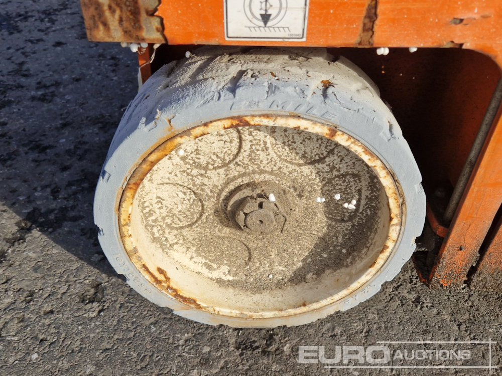 Scissor lifts Snorkel S3219E: gambar 7