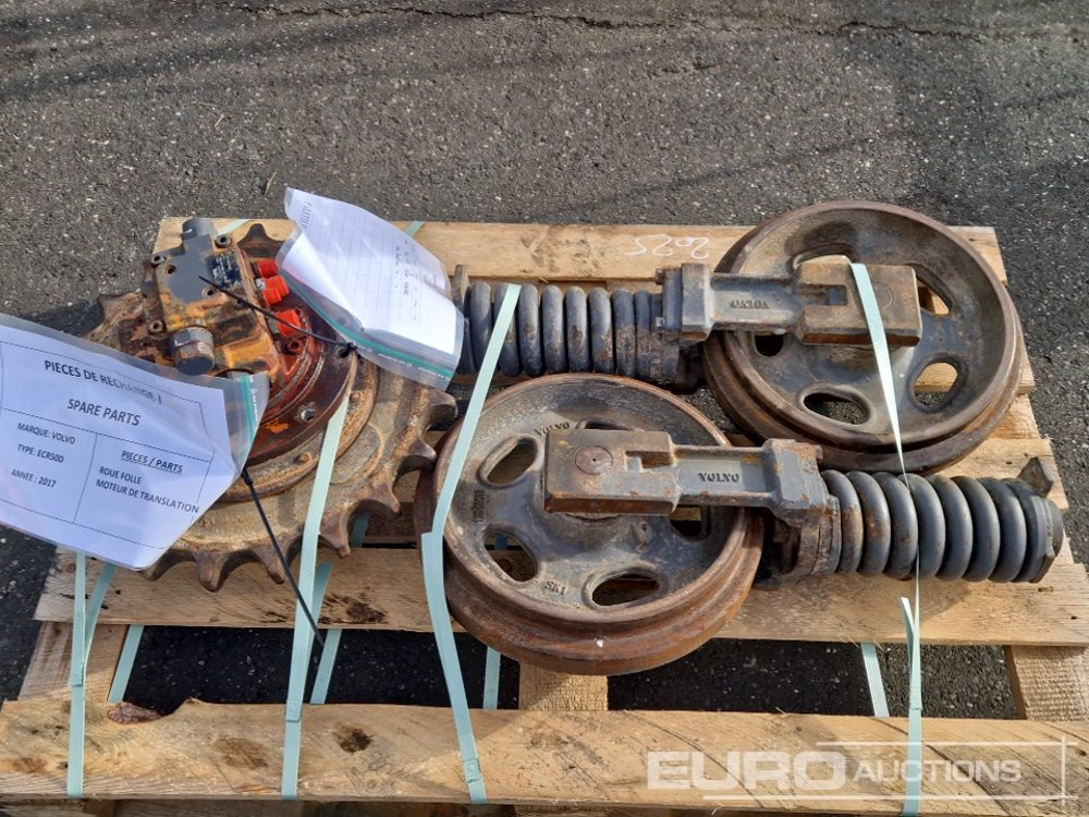 Idler (2 of) + Final Drive to suit Volvo ECR50D - Suku cadang untuk Ekskavator: gambar 1 Idler (2 of) + Final Drive to suit Volvo ECR50D - Suku cadang untuk Ekskavator: gambar 1