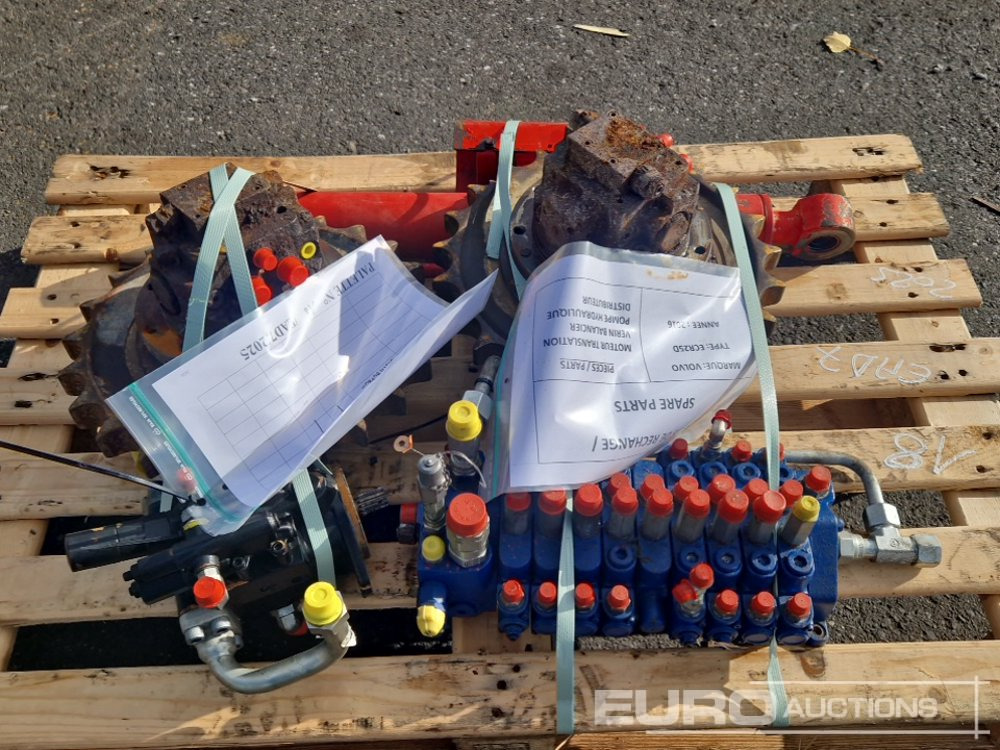 Spare Parts, Final Drive (2 of) Hydraulic Pump, Hydraulic Block, Cylinder to suit Volvo ECR25D - Suku cadang untuk Ekskavator: gambar 1 Spare Parts, Final Drive (2 of) Hydraulic Pump, Hydraulic Block, Cylinder to suit Volvo ECR25D - Suku cadang untuk Ekskavator: gambar 1
