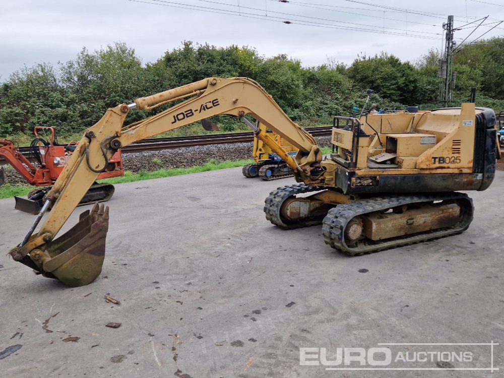 Takeuchi TB025 - Ekskavator mini: gambar 1 Takeuchi TB025 - Ekskavator mini: gambar 1