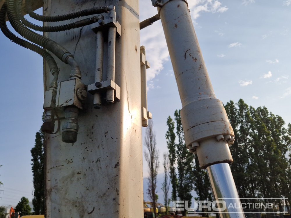 Ekskavator perayap Takeuchi TB1140: gambar 24