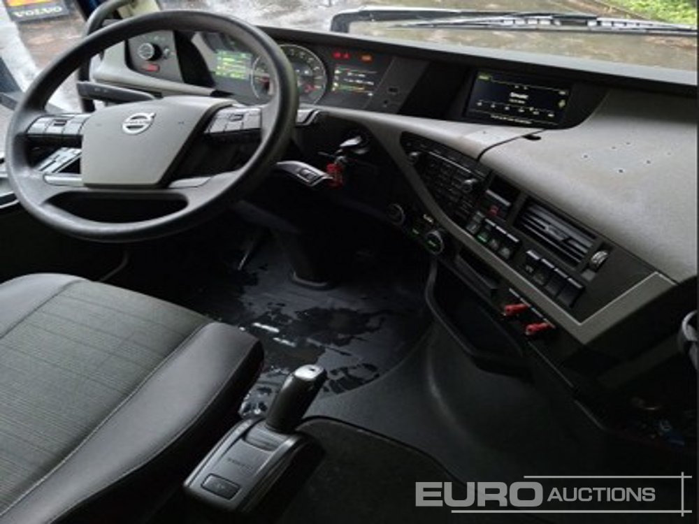 2014 Volvo FH420 - Tractor head: gambar 4 2014 Volvo FH420 - Tractor head: gambar 4
