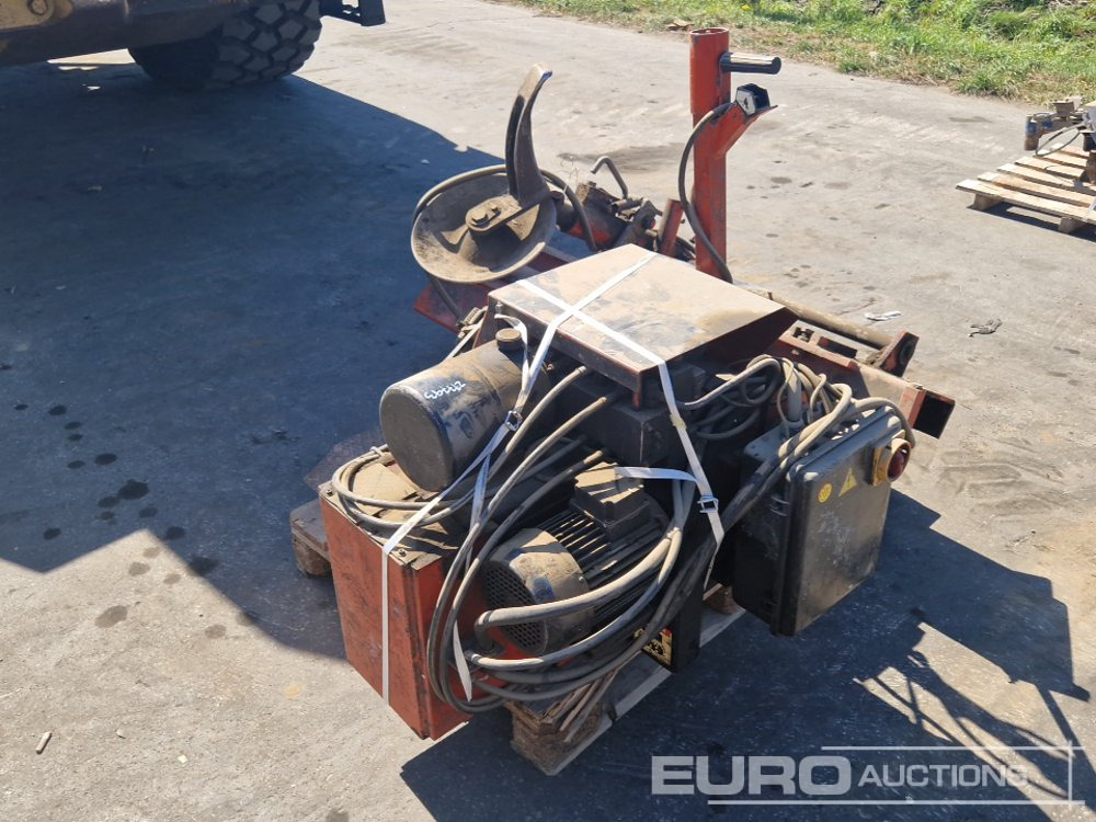 Tyre Fitment Machine - Ban: gambar 2 Tyre Fitment Machine - Ban: gambar 2