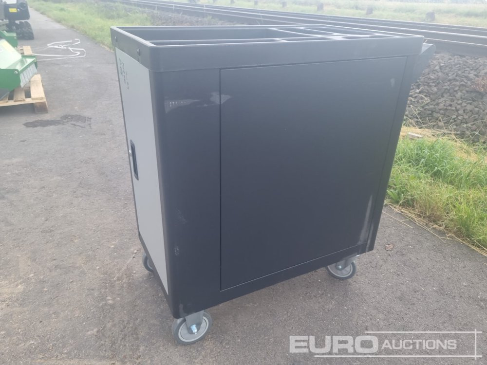 Unused Günter Wagen Germany Tool Trolley, 6 Drawers with 220 Pieces - Membangun inventaris: gambar 2 Unused Günter Wagen Germany Tool Trolley, 6 Drawers with 220 Pieces - Membangun inventaris: gambar 2