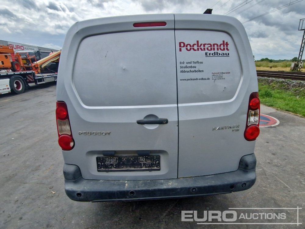 Peugeot Partner - Van pengiriman: gambar 4 Peugeot Partner - Van pengiriman: gambar 4
