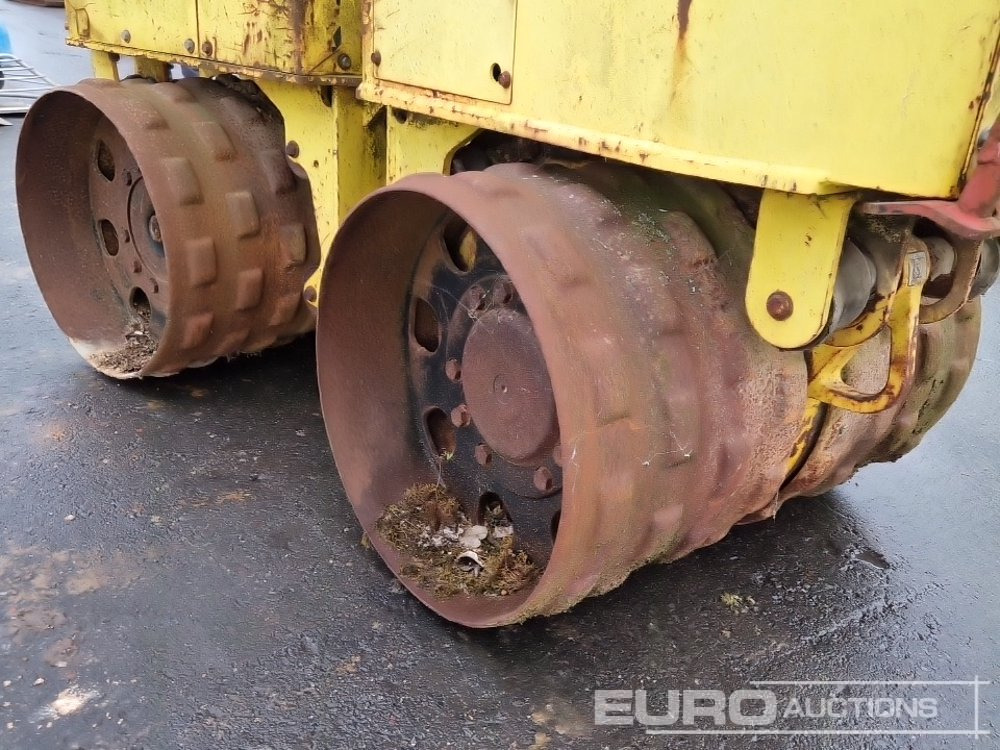 Mesin aspal Wacker Neuson RT: gambar 6