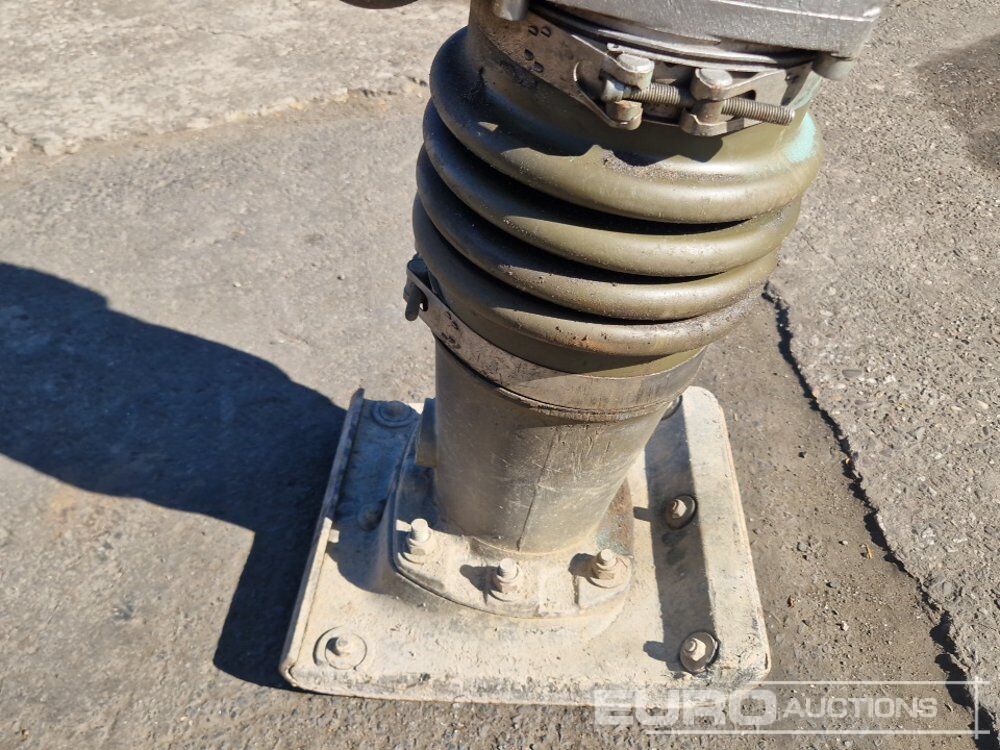 Wacker Neuson Walk Behind Compaction Rammer - Mesin aspal: gambar 5 Wacker Neuson Walk Behind Compaction Rammer - Mesin aspal: gambar 5